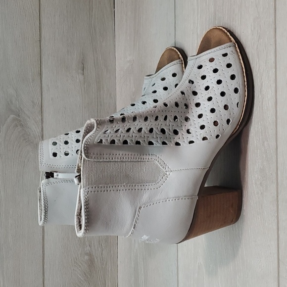 Toms Women Majorka Ankle Leather Peep Open Toe Heels boots shoes sz 8.5 - Picture 2 of 14